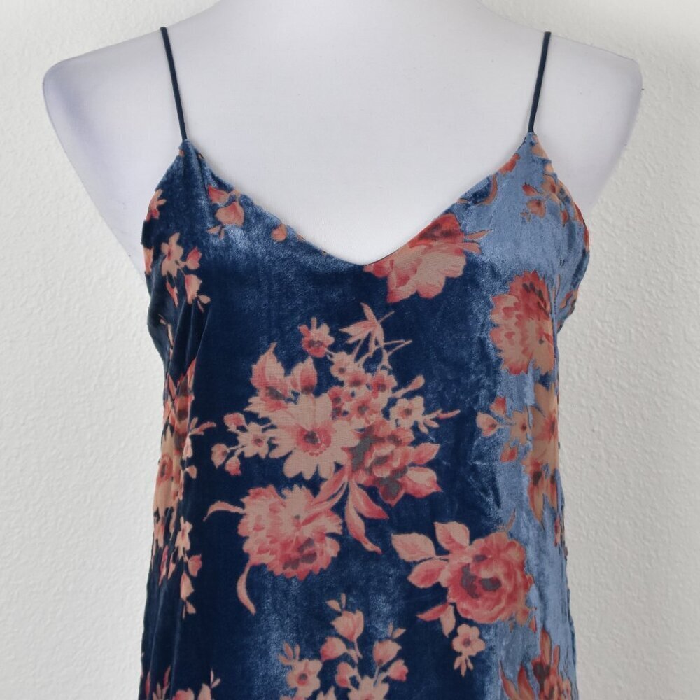 Line & Dot Floral Velvet Burnout Midi Dress NEW - S - Picture 2 of 9
